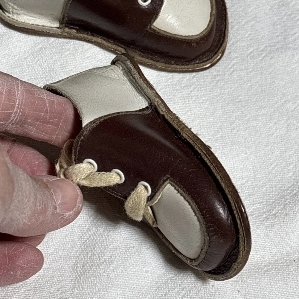 Vintage All Leather Baby Shoes Size 0 Brown White Saddle‎ Shoes